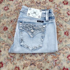 🆕 w/o tags Miss Me Bootcuts